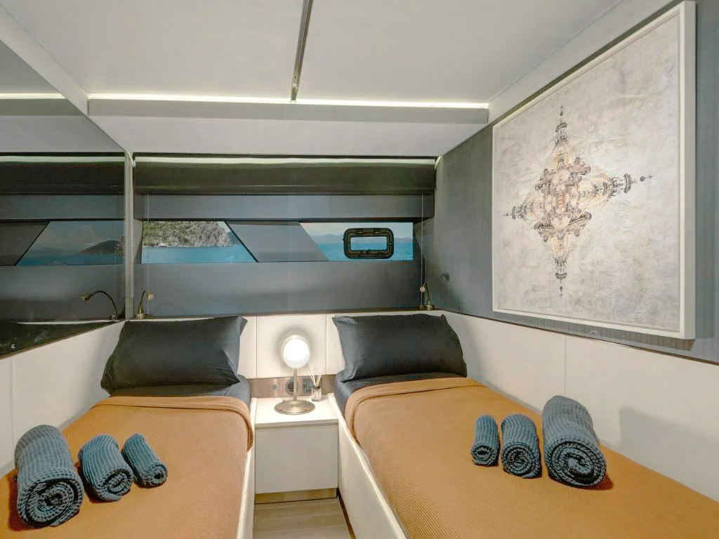 Guest cabin on the 85 Wally yacht with twin beds