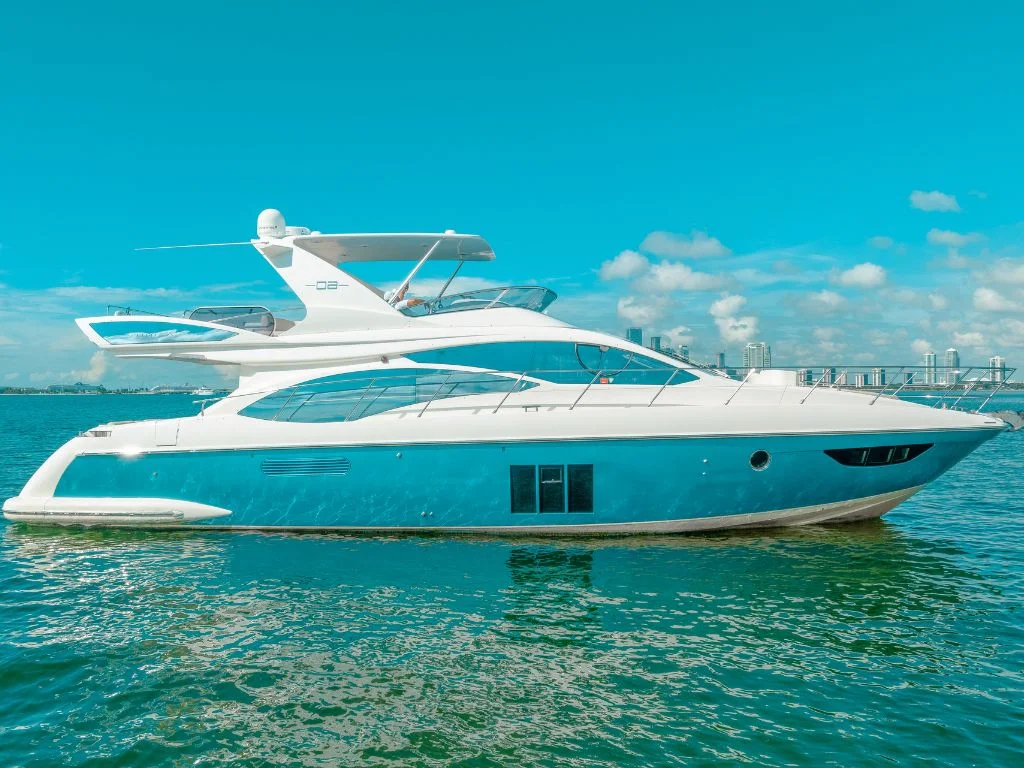 Luxurious 60ft Azimut yacht ready for charter in the sparkling waters of Miami