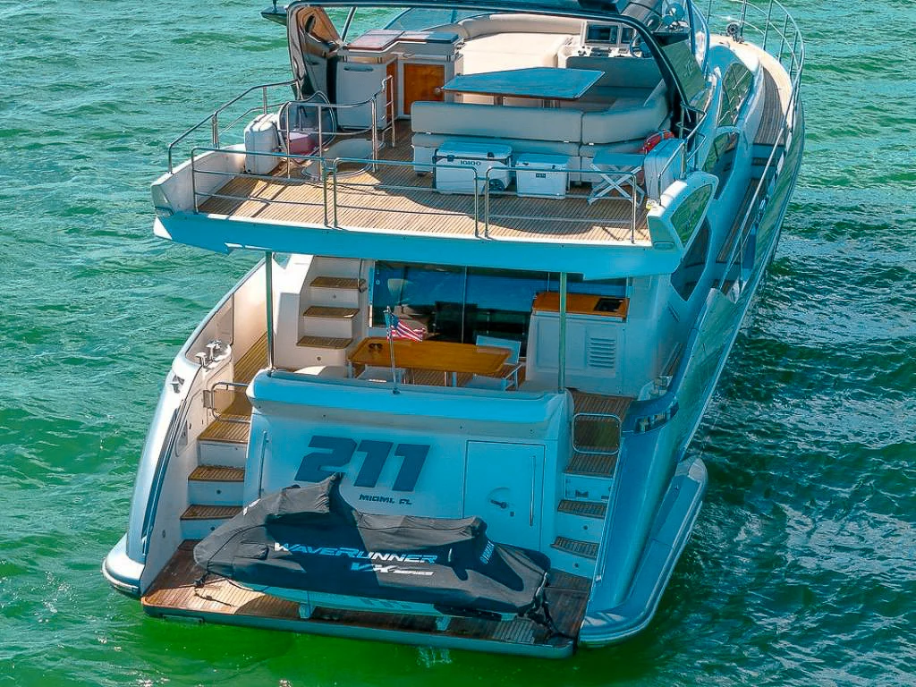 70ft Azimut V yacht sailing gracefully through Miami's turquoise waters