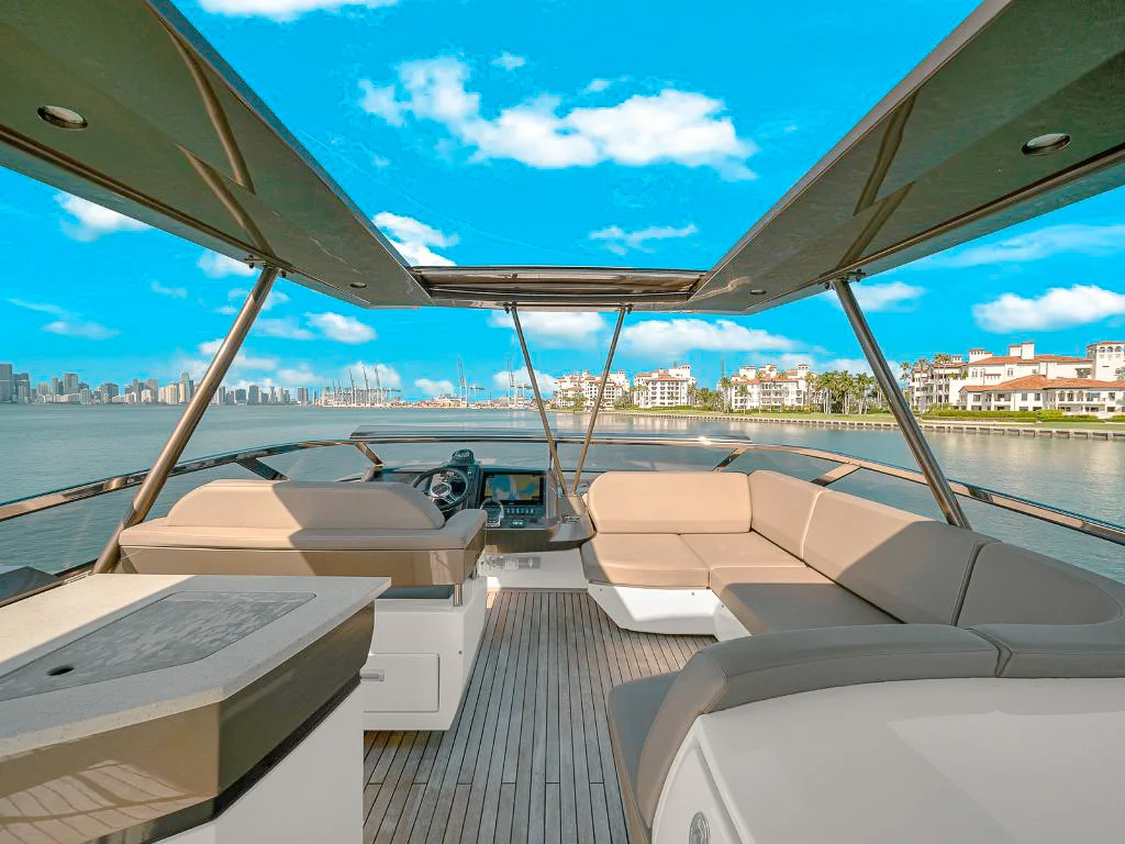 Deck of the 68 Marquis with a dining table