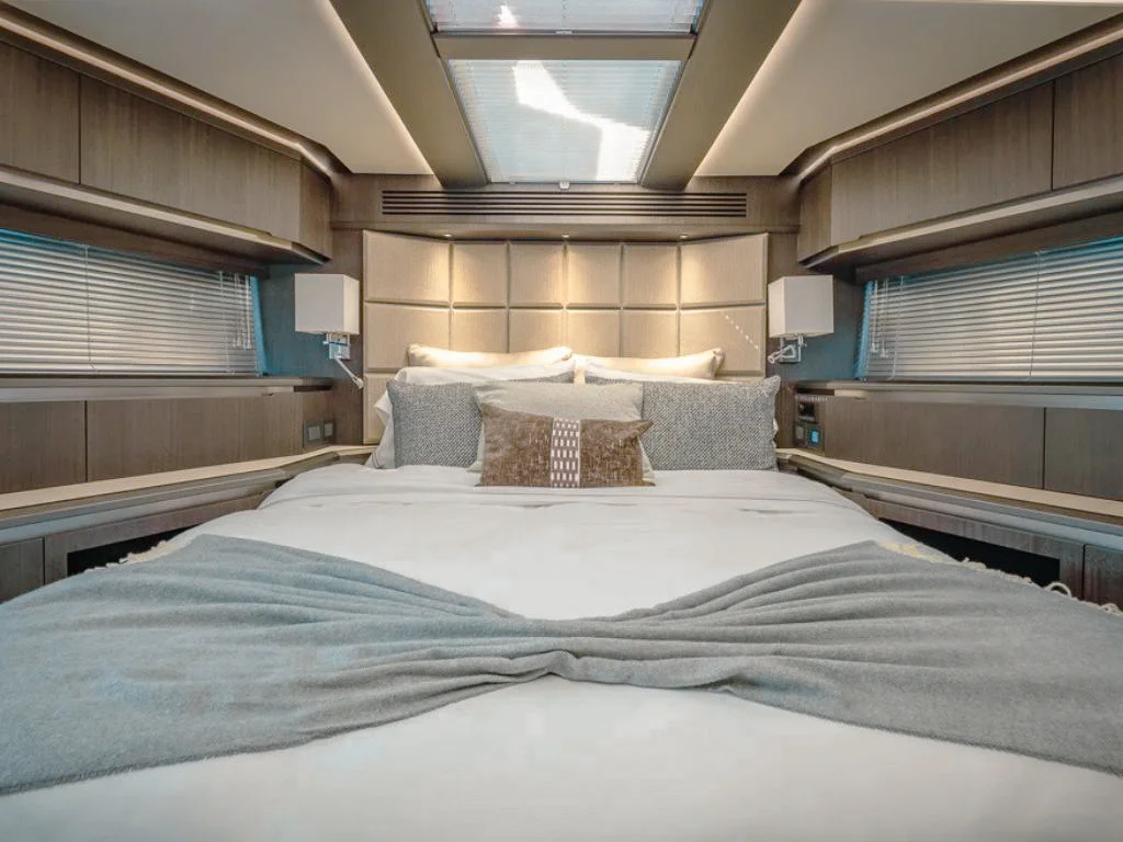 Master cabin in 68 Galeon IV yacht