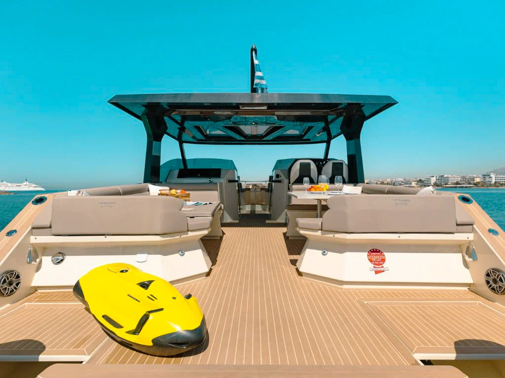 Aft deck of 38 Tesoro yacht overlooking the water