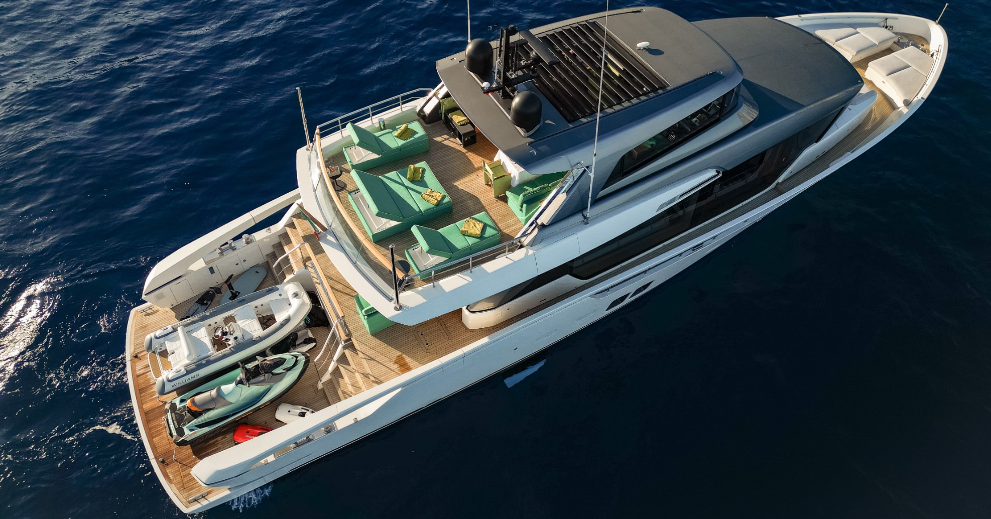 Bow of 90 SanLorenzo yacht with seating area