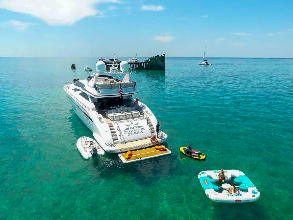 105 Leopard swimming platform with water toys