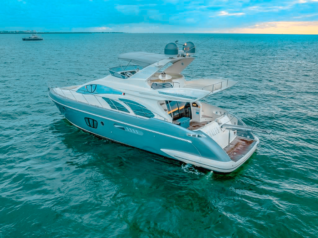 Bow of the 57 Azimut yacht with seating area