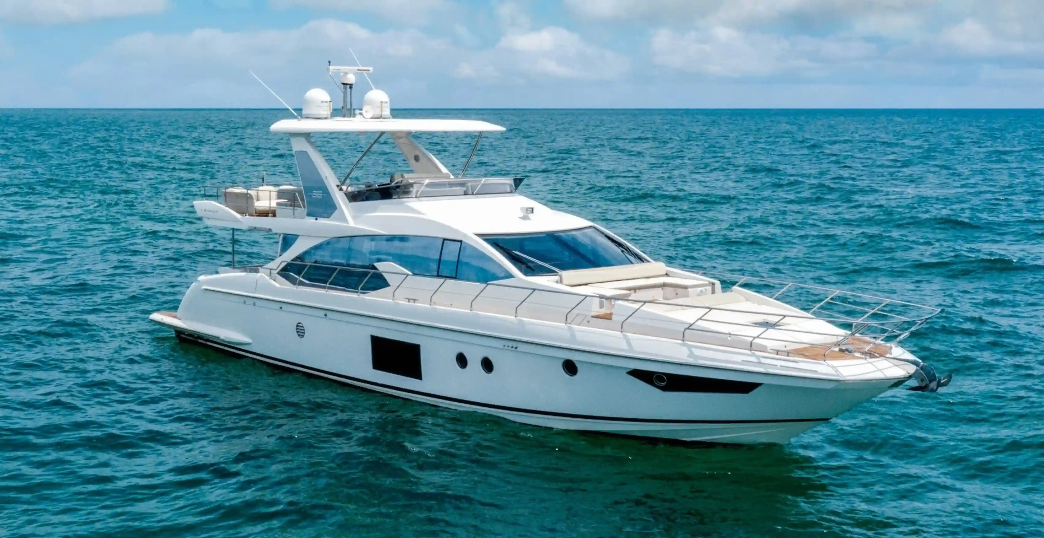 70ft Azimut Fly — fleet pairing yacht for 12 guests in Miami