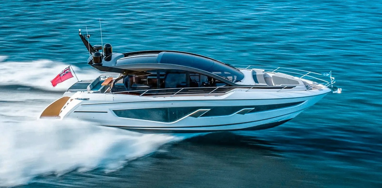 65 Sunseeker motor yacht available for private charter in Miami