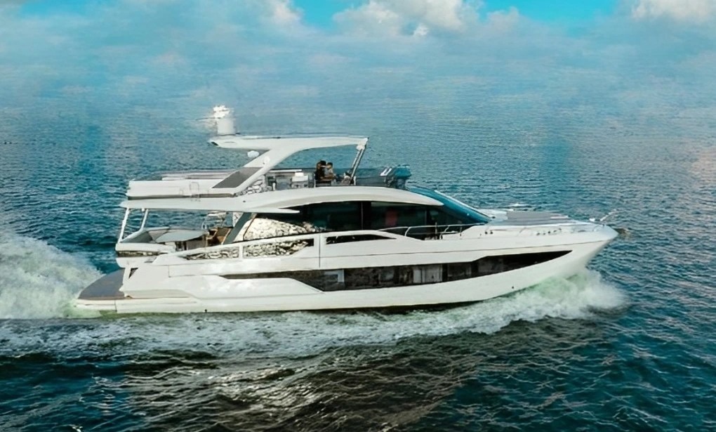 Exterior of 68 Galeon III yacht cruising in Miami