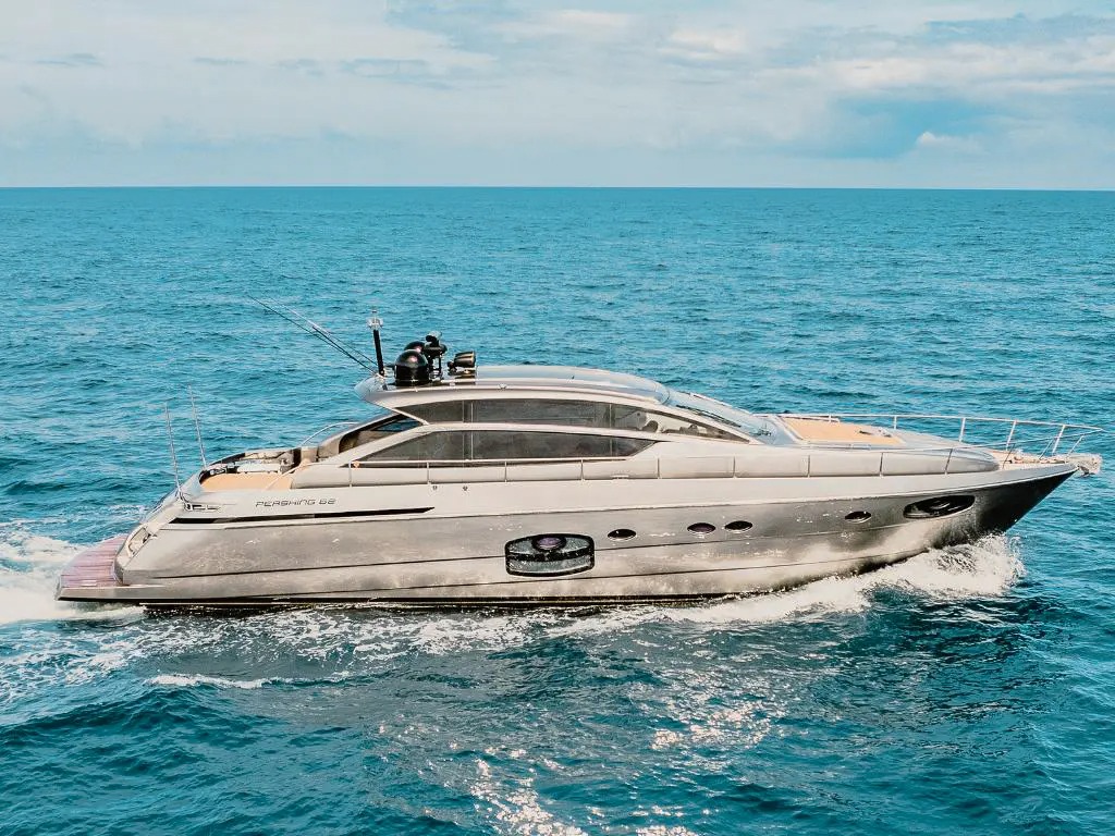 62 Pershing luxury motor yacht cruising Biscayne Bay in Miami