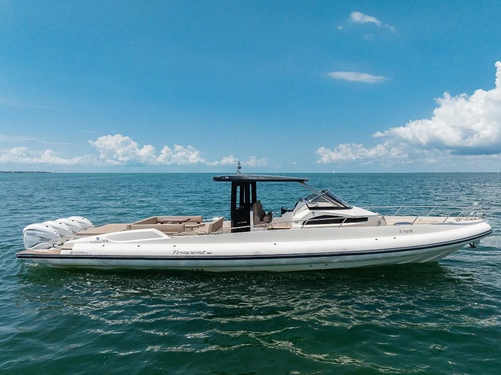 51 Capelli motor yacht available for private charter in Miami