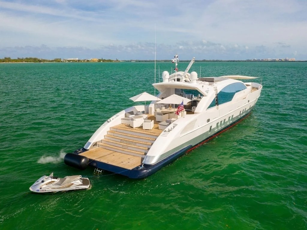 Exterior of 120 Tecnomar yacht cruising through Miami waters