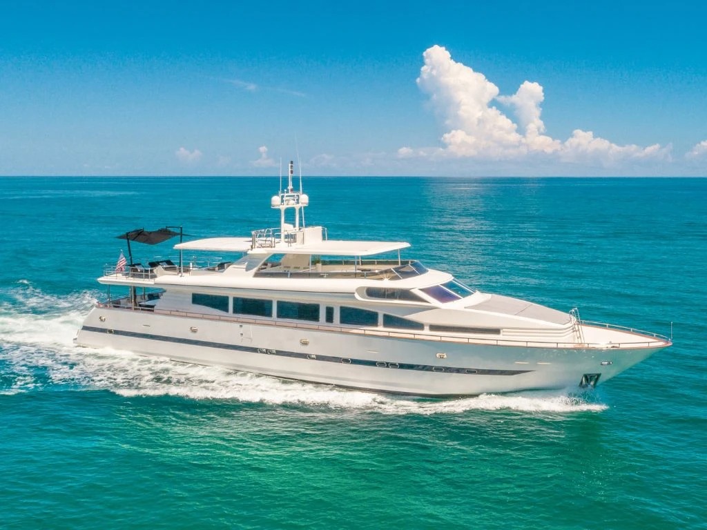 110 Horizon superyacht with jet ski for private charter in Miami