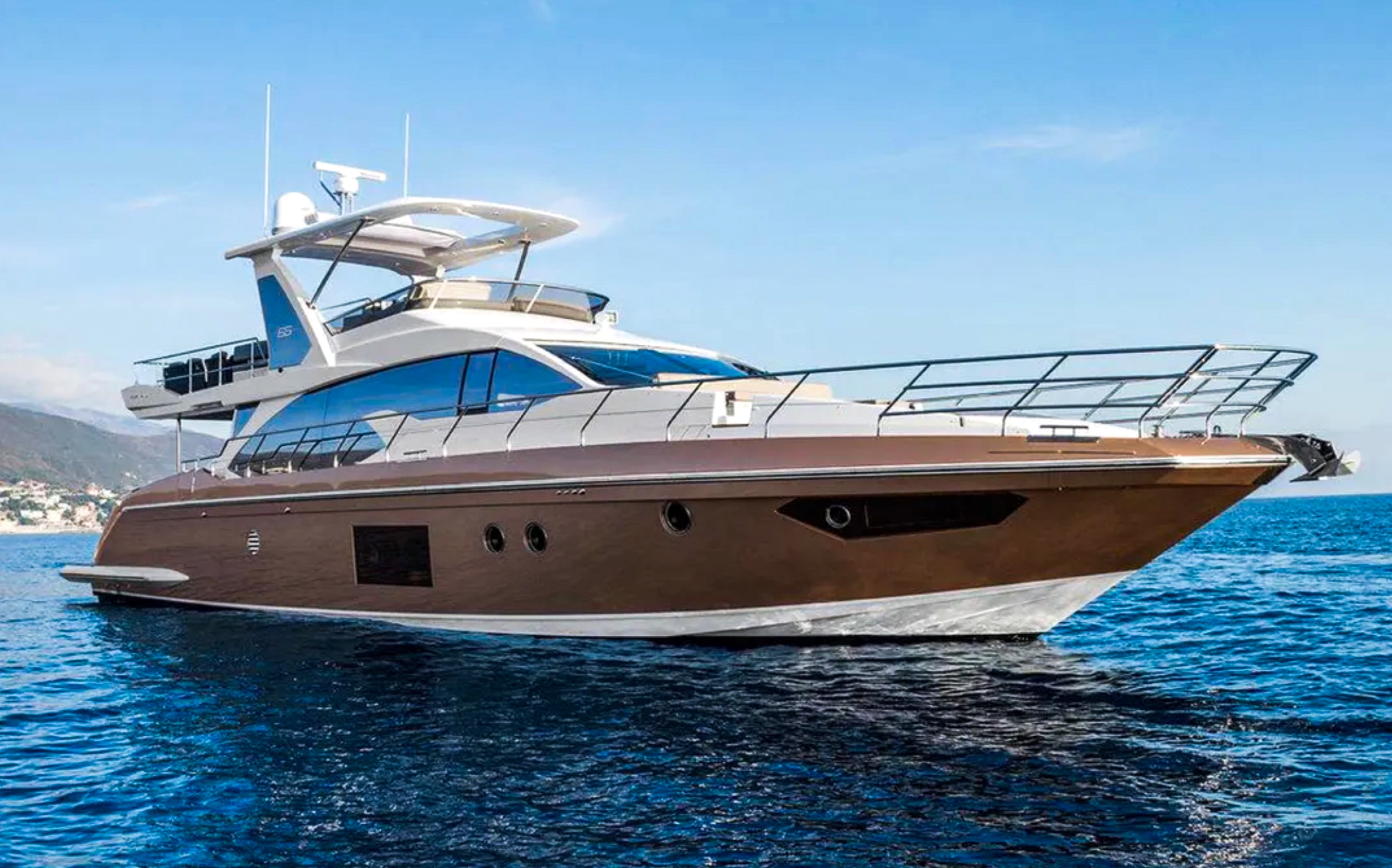 68 Azimut II sport motor yacht for charter in Miami