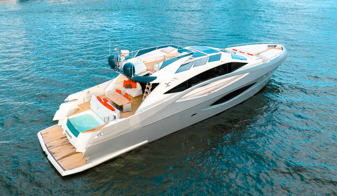 80 Numarine yacht exterior cruising