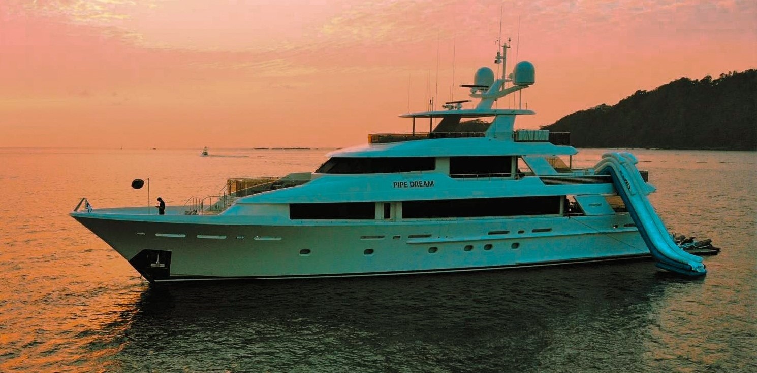 130 Westport II yacht cruising in the Bahamas