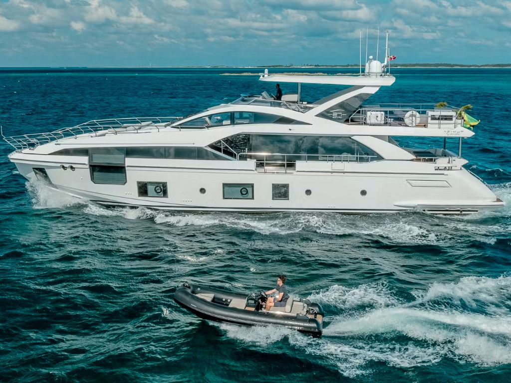 Exterior view of the 87 Azimut yacht cruising in The Bahamas