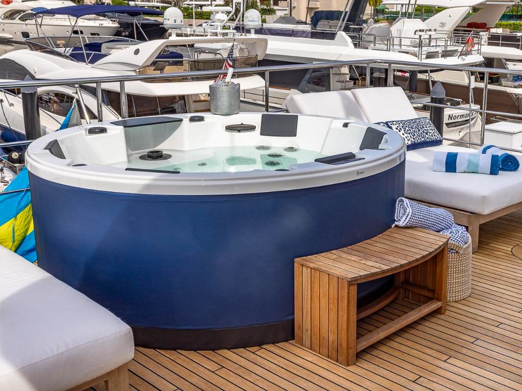Forward deck of the 88 Azimut yacht with sunpads for lounging