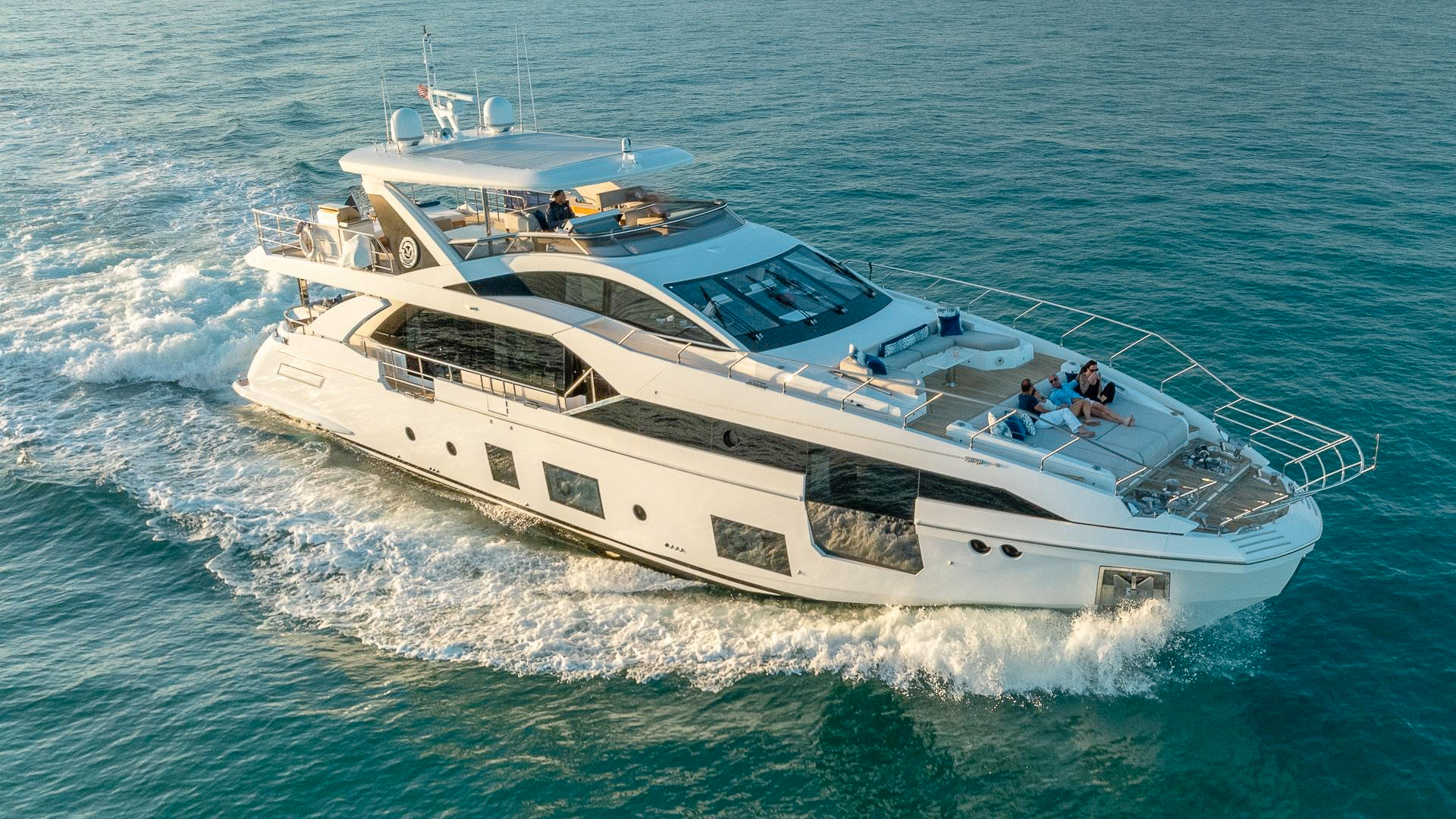 88 Azimut motor yacht with Salvagni interiors for charter in The Bahamas
