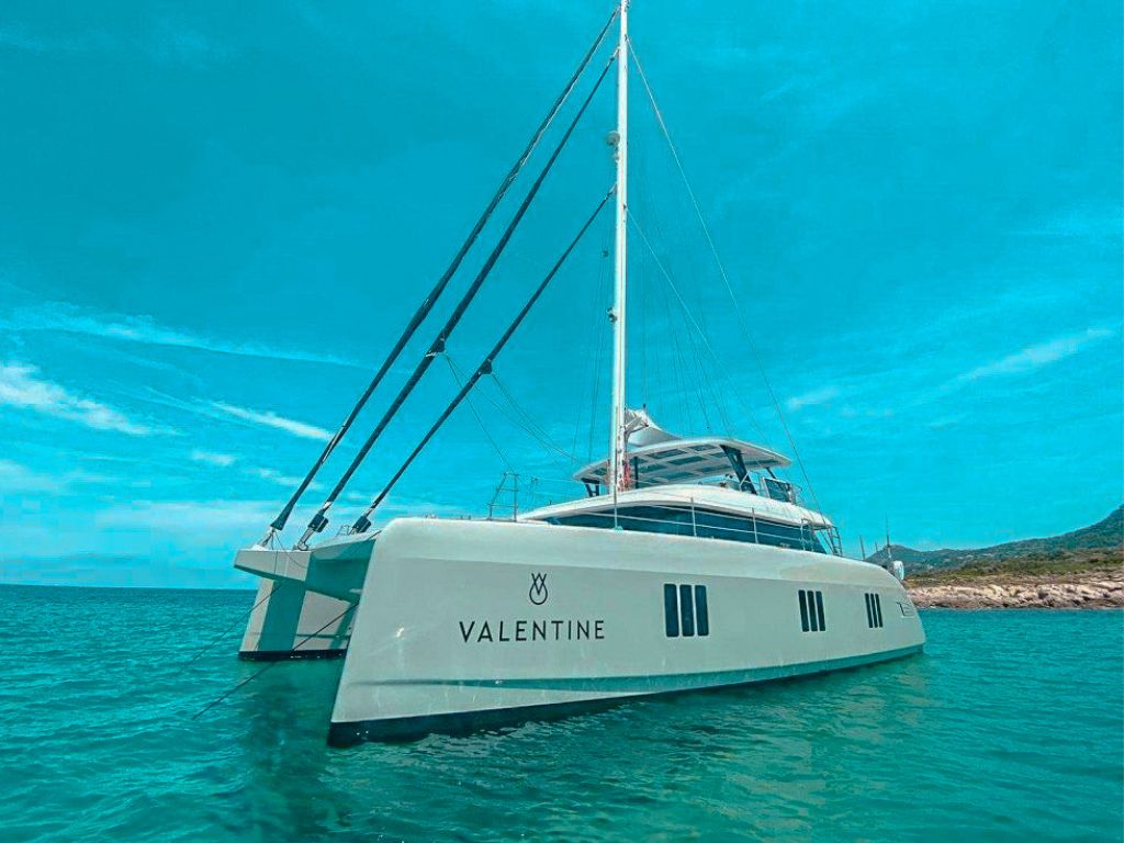 60 Sunreef catamaran available for a multi-day Bahamas charter