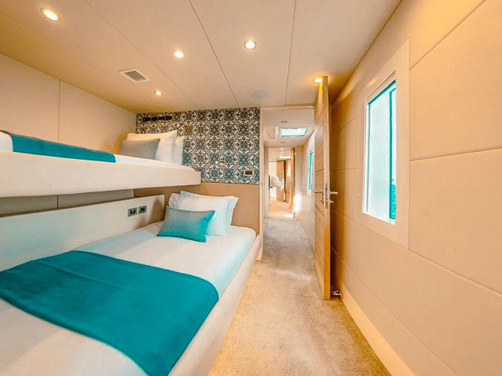 80 Pachoud yacht from above showing deck space