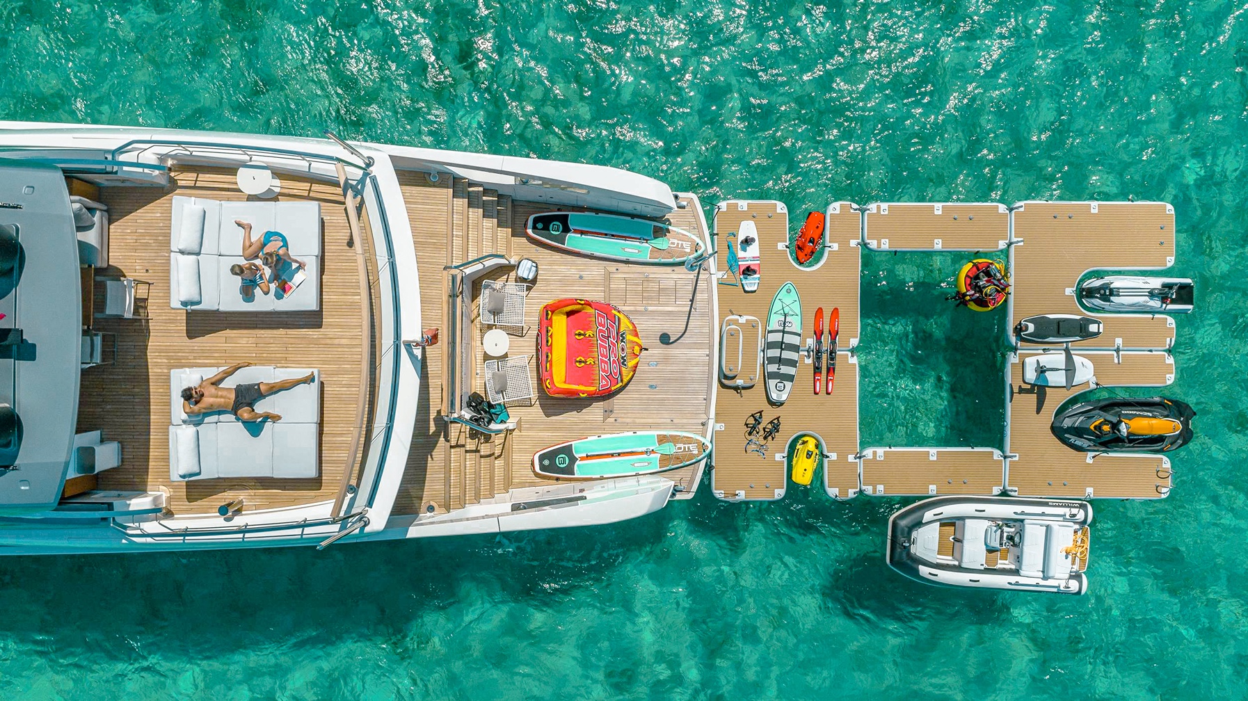 Lounge area on 88 San Lorenzo yacht deck