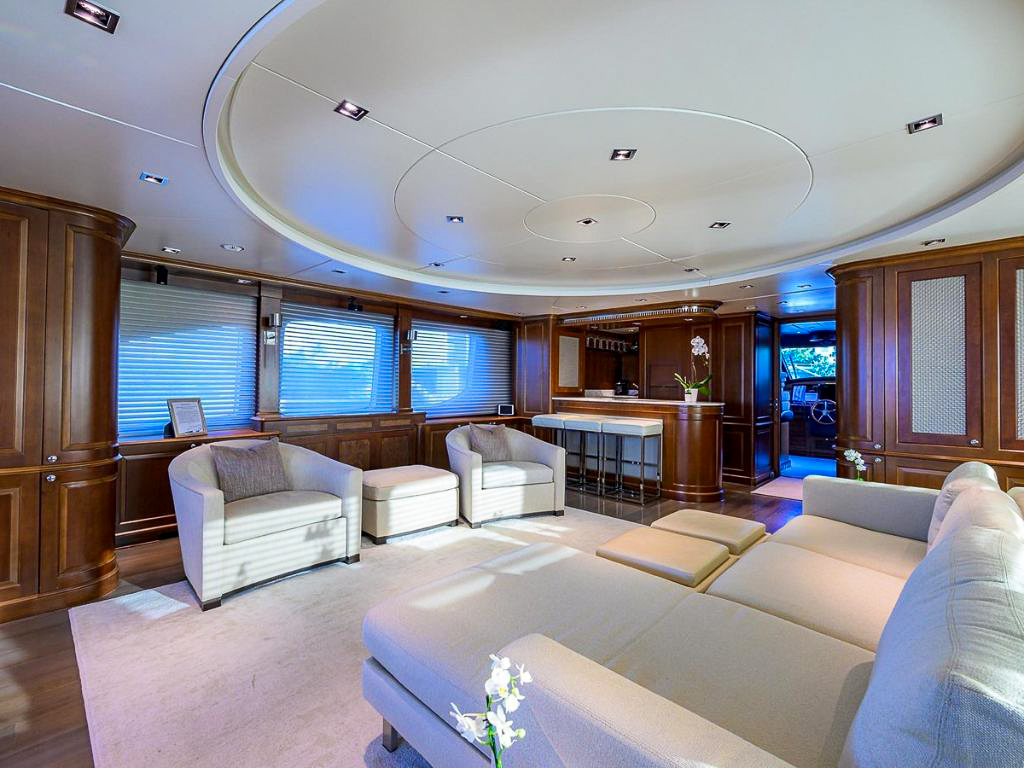 Stern of 120 Benetti yacht with swimming platform