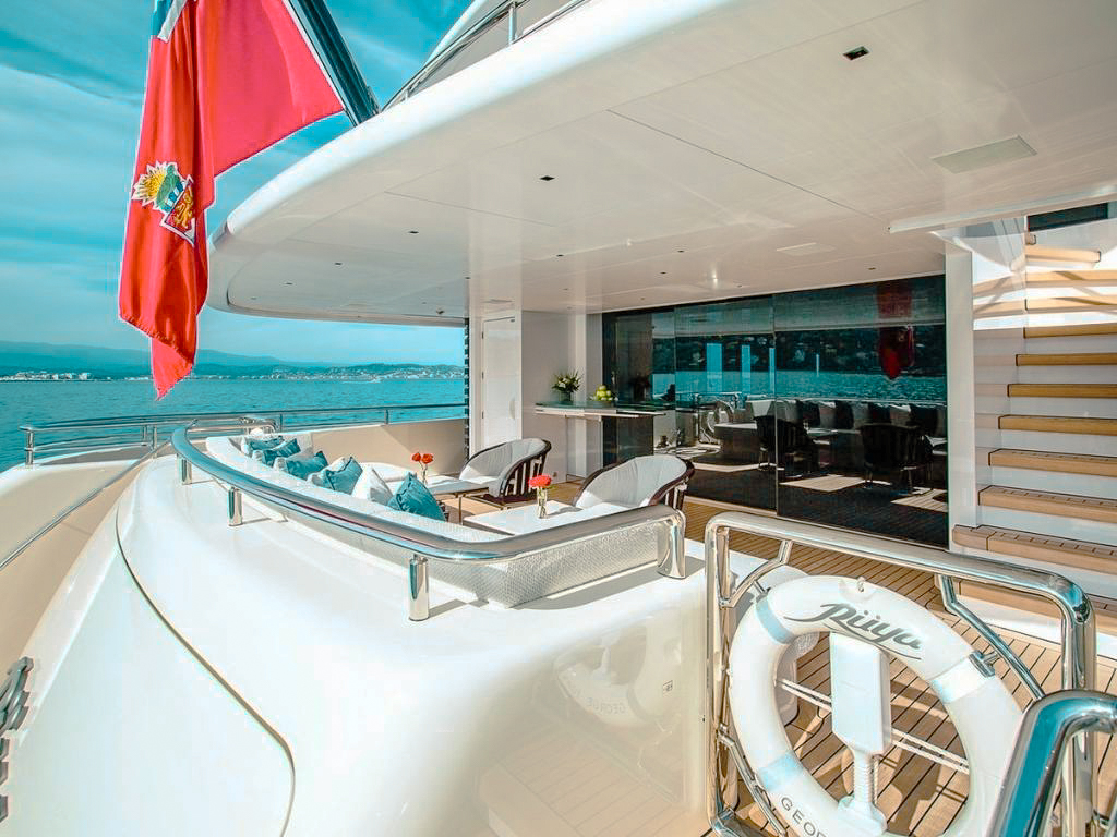 Interior salon of 135 Alia yacht with comfortable seating