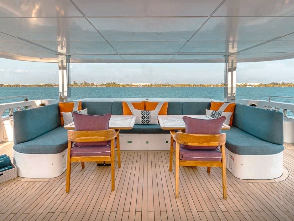 Jacuzzi on the sundeck of 120 Majesty yacht