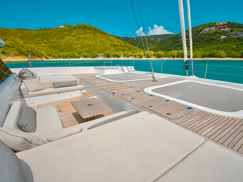 Water slide off the 74 Sunreef yacht