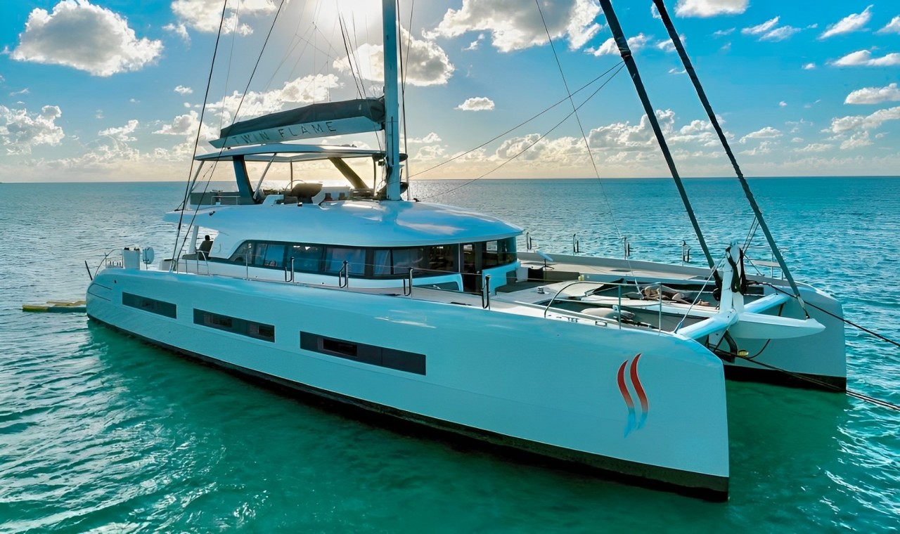 78 Lagoon III sailing catamaran for Caribbean multi-day charter