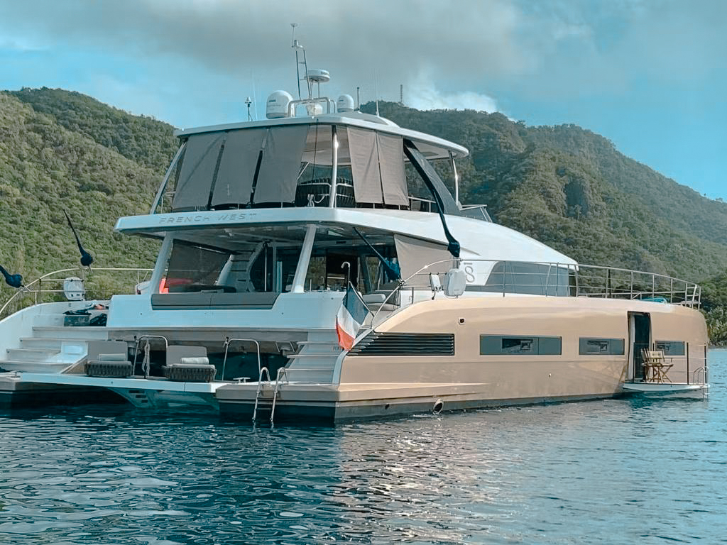 Spacious deck seating on the 78 Lagoon yacht