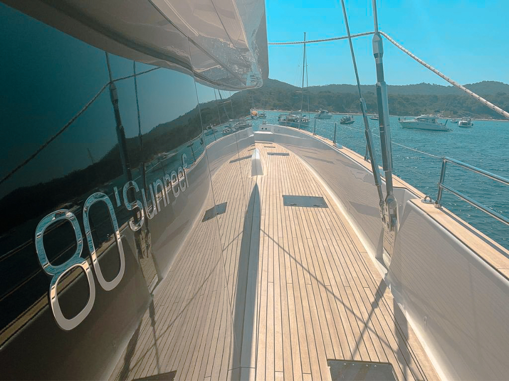 80 Sunreef iV catamaran interior salon with modern design