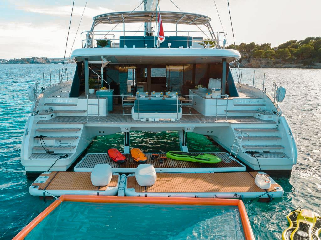 Lounge area on the deck of 80 Sunreef II with ocean views