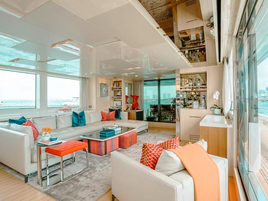 Luxury lounge area on 106 San Lorenzo yacht