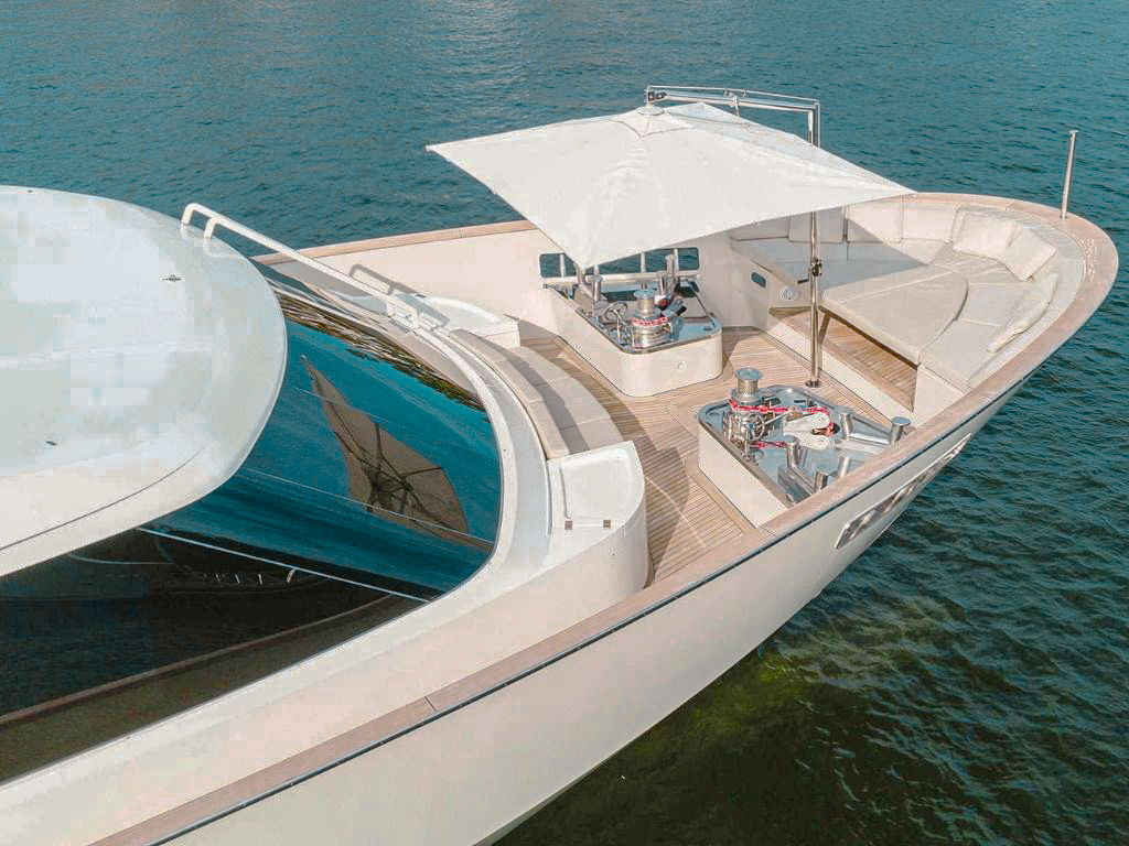 Upper deck and sun pad of 112 San Lorenzo yacht