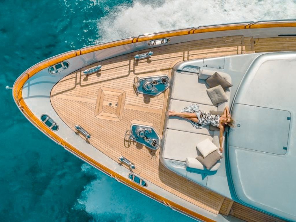 116 Azimut II yacht stern with water toys