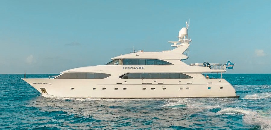 Exterior view of the 132 Sunseeker yacht cruising in the Caribbean