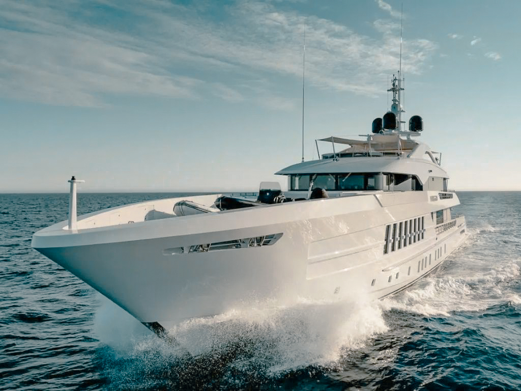 180 Heesen yacht exterior at anchor
