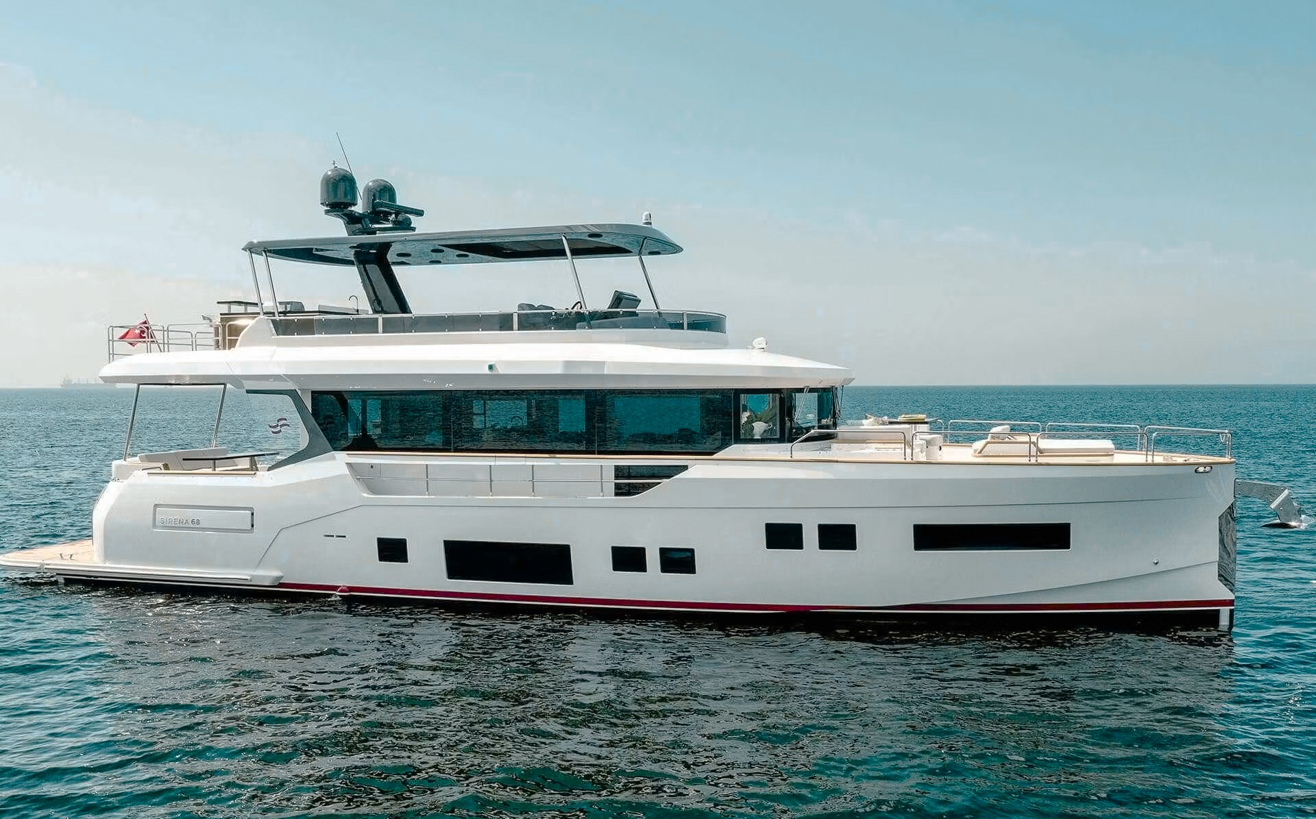 68 Sirena modern motor yacht for private charter in The Bahamas