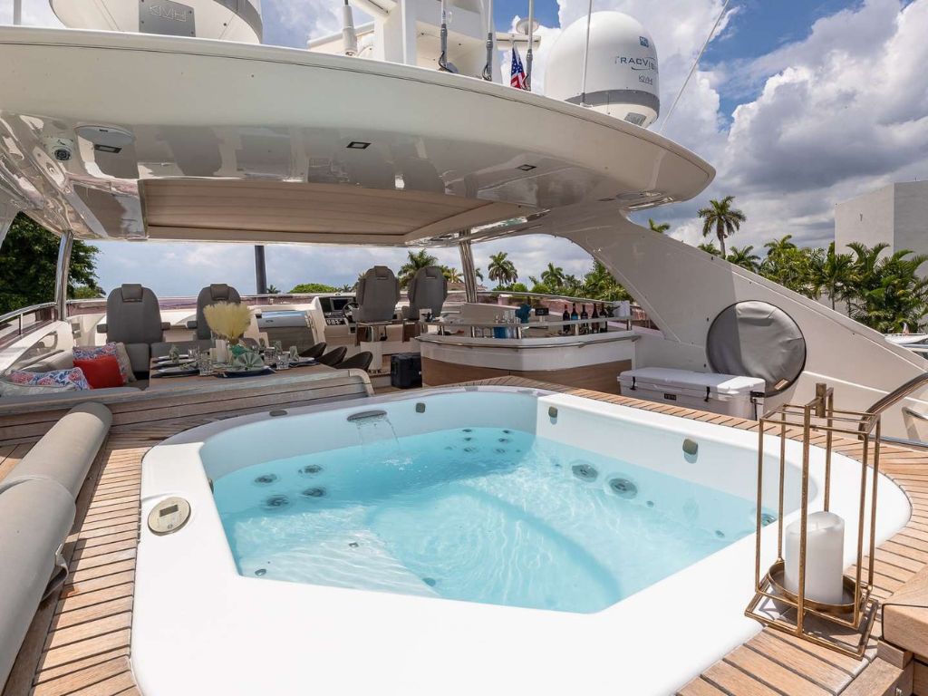 Deck area of 105 Princess with seating