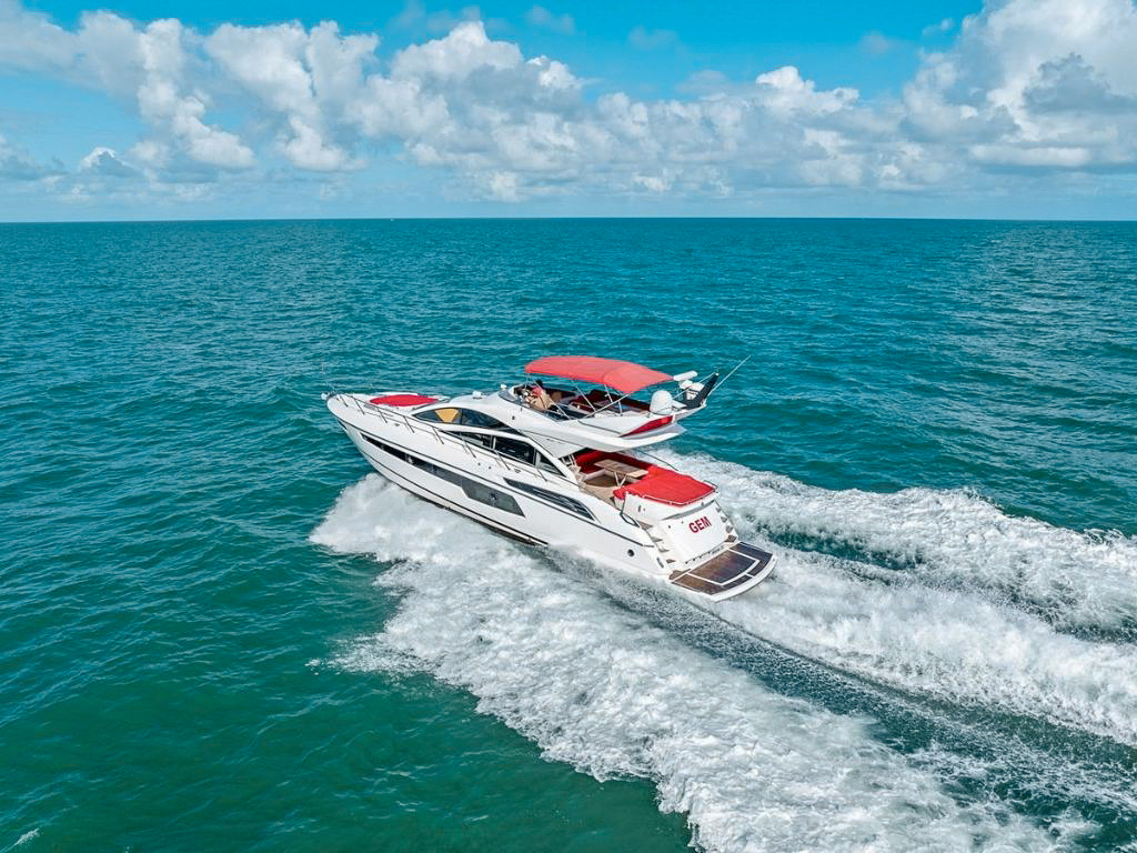 68ft Sunseeker II Miami yacht charter cruising crystal clear waters