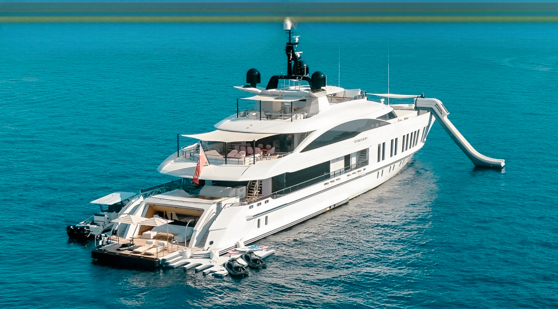 198 Alia superyacht available for multi-day charter in The Bahamas