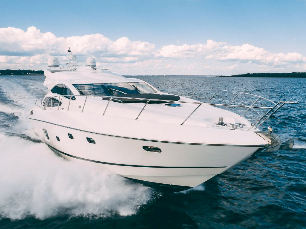 Luxury 74ft Sunseeker yacht available for charter in sunny Fort Lauderdale waters