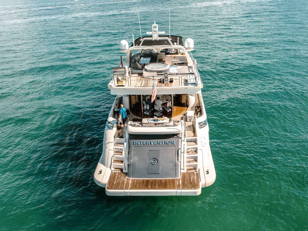 Interior view of a cozy and elegant cabin on the 100 Azimut yacht