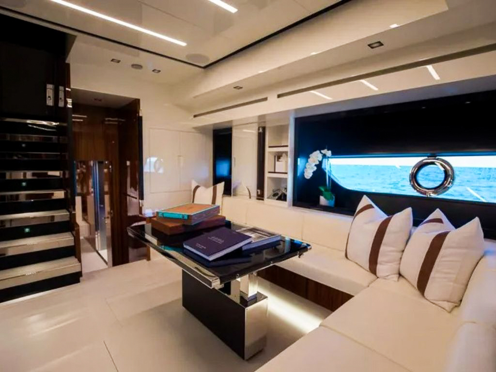 Master cabin of the 76 Riva II yacht