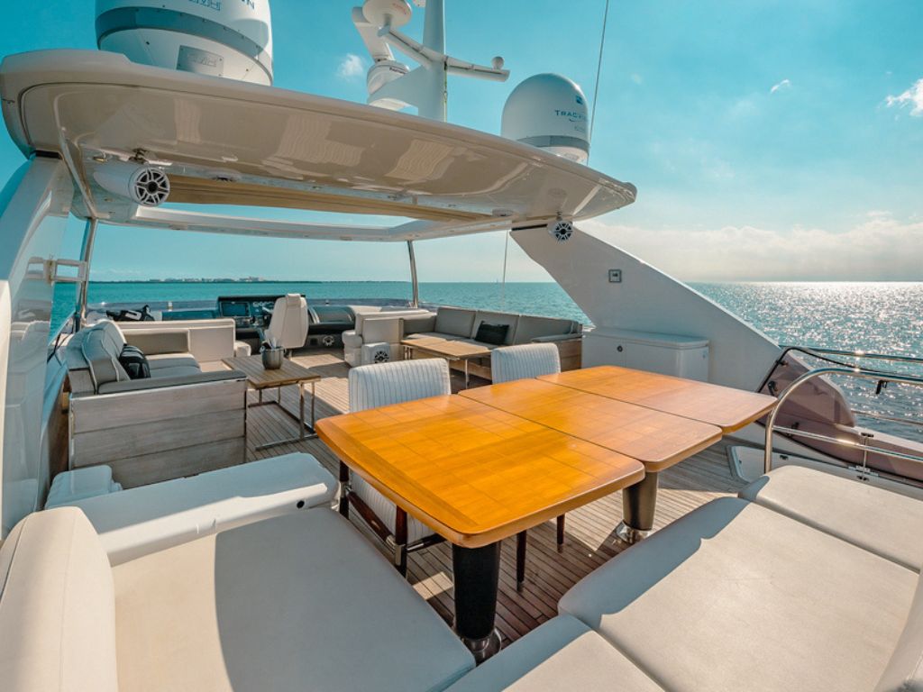 90 Princess yacht interior saloon with dining area