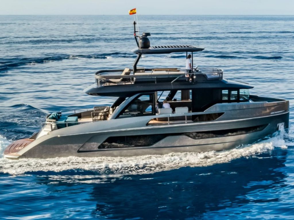 Aft deck of the 62 Explorer with seating