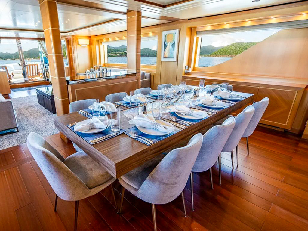 A luxurious lounging area on the 125 San Lorenzo yacht deck