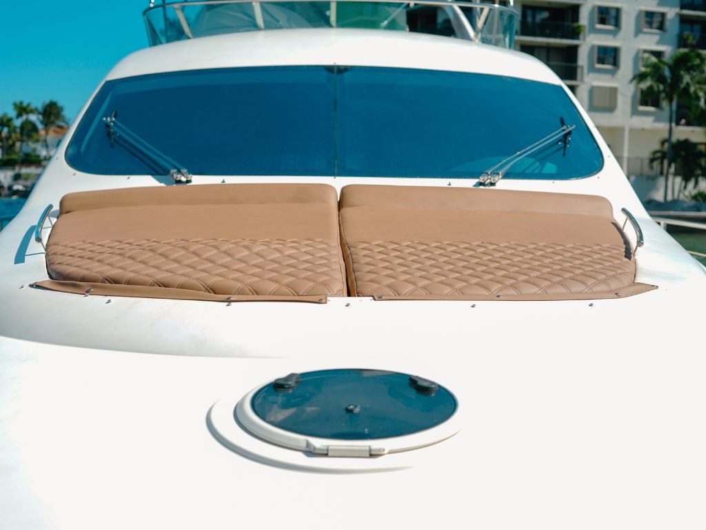 70 Aicon yacht interior lounge area