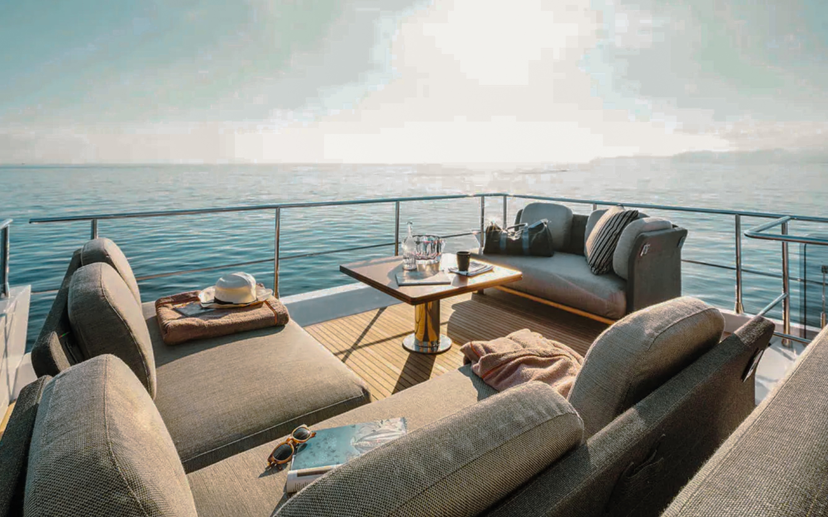 Front exterior view of the 68 Azimut III yacht